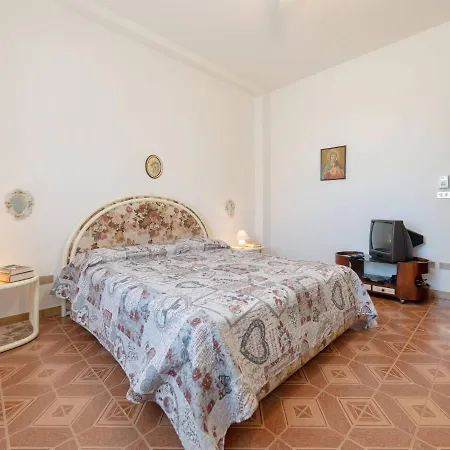 Culture And In - Casa Beatrice *